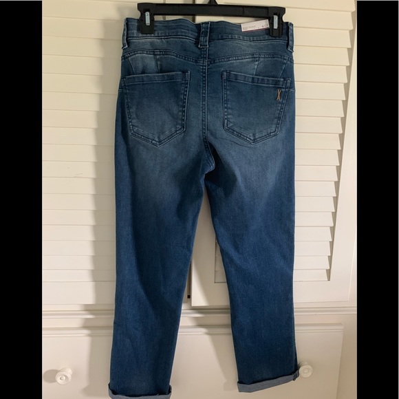 NWT VINTAGE AMERICA CROPPED JEANS - Picture 6 of 8
